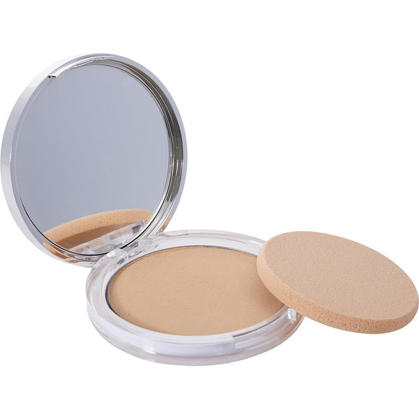 Clinique - Stay Matte Powder Oil Free - No. 03 Stay Beige