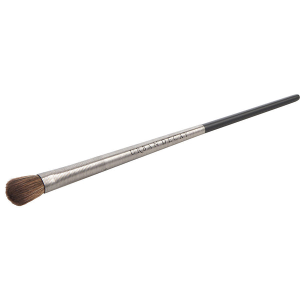 Urban Decay - UD Pro Iconic Eyeshadow Brush (E205) ---